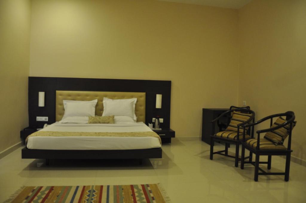 Little Chef Hotel Kanpur Chambre photo